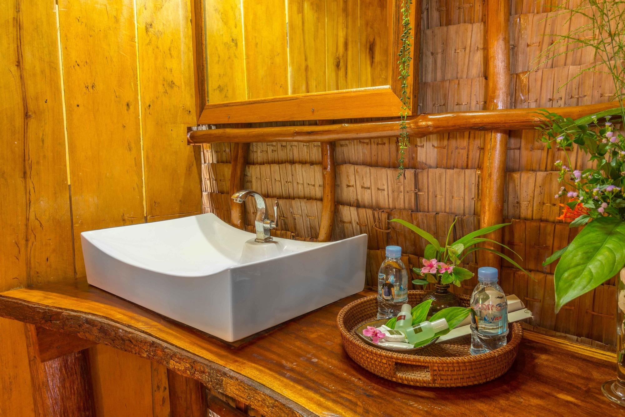 Royalretreat Resort Koh Rong Sanloem Exterior foto